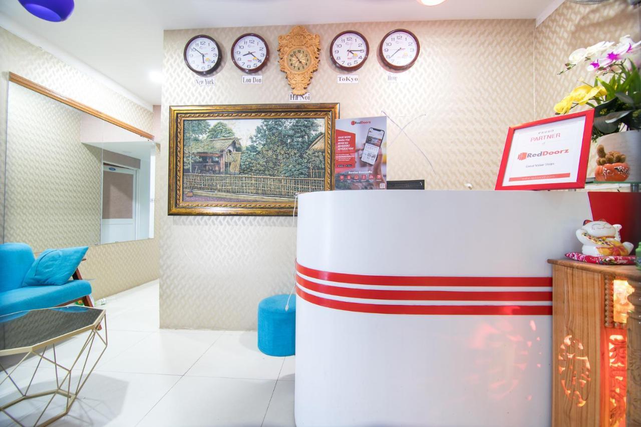 Reddoorz Near Tan Son Nhat Airport 3 2*